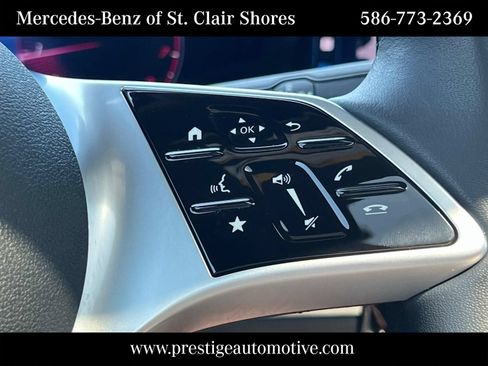 Used 2026 Mercedes-Benz GLB 250 4MATIC image 32