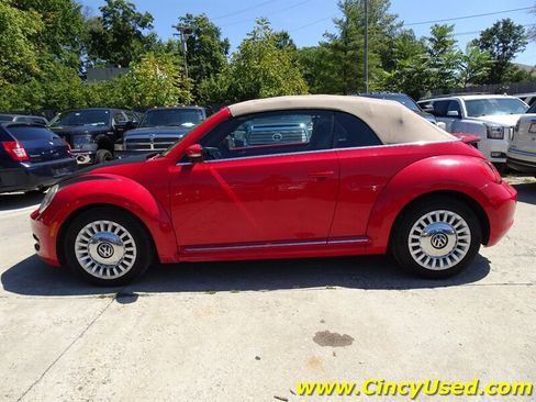 Used 2013 Volkswagen Beetle 2.5 FWD image 9