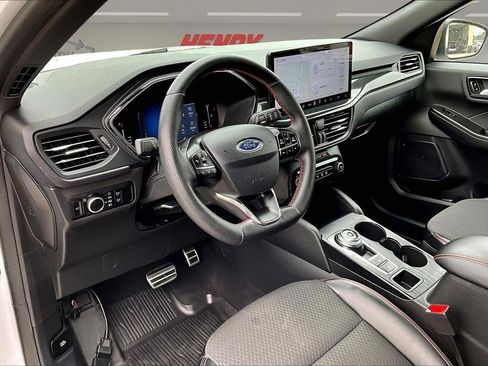 Used 2023 Ford Escape ST-Line w/ Tech Pack #1 AWD/4WD image 18