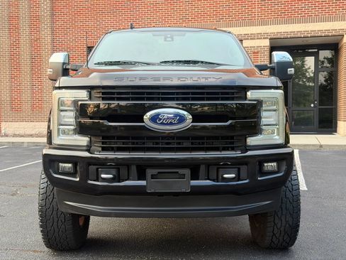 Used 2019 Ford F250 Platinum AWD/4WD image 8