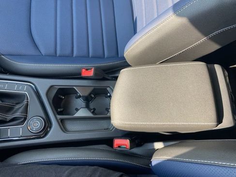 New 2025 Volkswagen Taos SEL AWD/4WD image 39