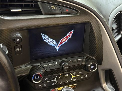 Used 2018 Chevrolet Corvette Z06 RWD image 58