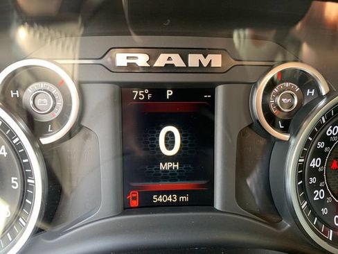 Used 2019 RAM 1500 Big Horn AWD/4WD image 25