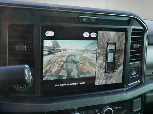 Used 2025 Ford F250 Platinum AWD/4WD image 27