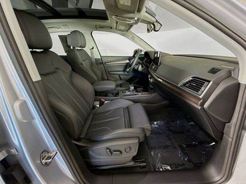Certified 2025 Audi Q5 2.0T Premium Plus w/ Premium Plus Package image 30