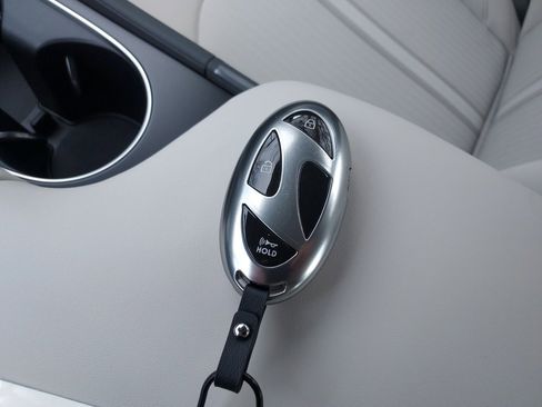 Certified 2025 Hyundai Sonata SEL image 29