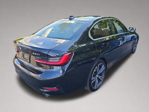 Used 2022 BMW 330i xDrive Sedan w/ Driving Assistance Package AWD/4WD image 4