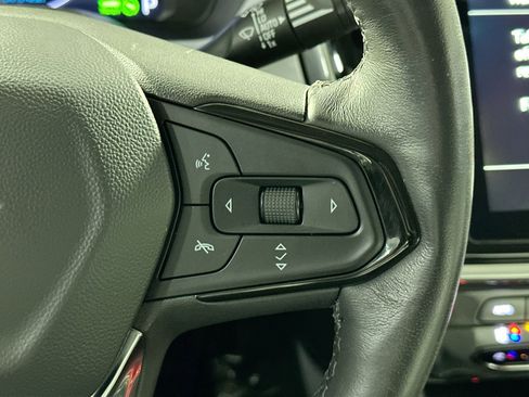 Used 2023 Chevrolet Bolt EUV Premier w/ Super Cruise Package image 21