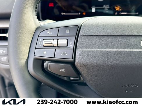 New 2026 Kia Sportage EX image 33