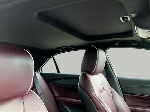 Used 2022 Cadillac CT4 V w/ Technology Package RWD image 14
