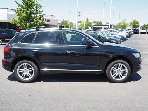 Used 2017 Audi Q5 2.0T Premium Plus w/ Technology Package AWD/4WD image 8