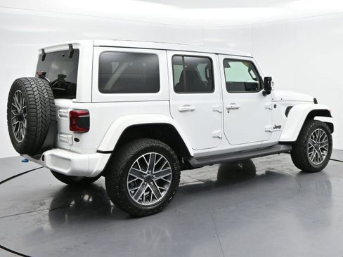 Used 2024 Jeep Wrangler High Altitude AWD/4WD image 7