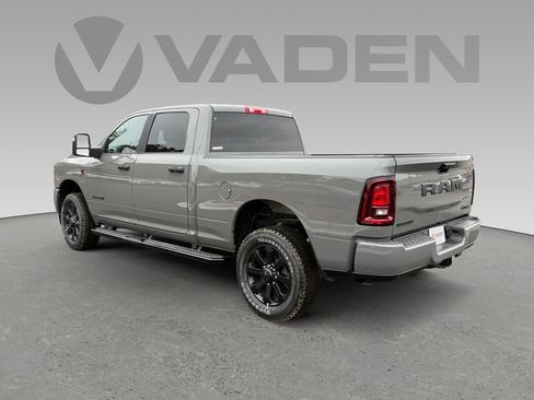 New 2026 RAM 2500 Big Horn AWD/4WD image 18