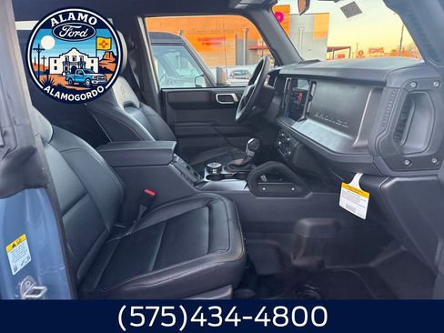 New 2025 Ford Bronco Badlands w/ Sasquatch Package AWD/4WD image 18
