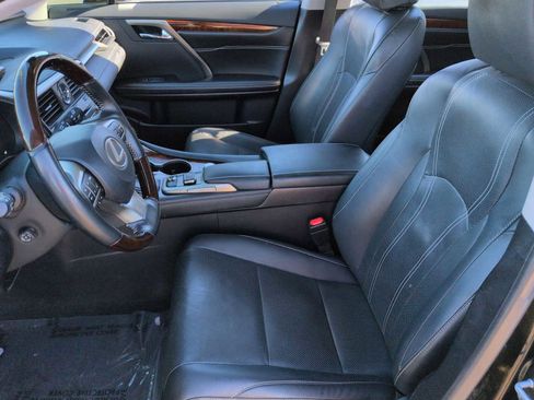 Used 2018 Lexus RX 350L FWD image 17