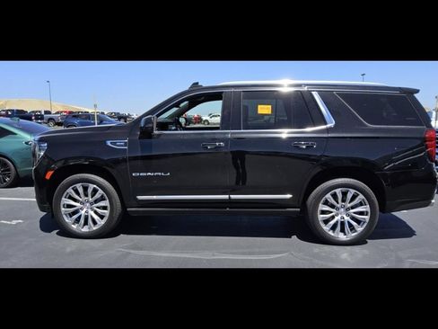 Used 2022 GMC Yukon Denali AWD/4WD image 7