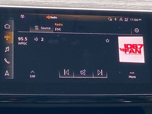 Used 2021 Audi e-tron Premium w/ Convenience Plus Package image 5