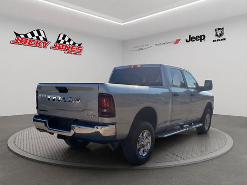 Used 2026 RAM 2500 Big Horn AWD/4WD image 7