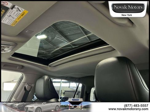 Used 2022 Toyota Highlander XLE image 22