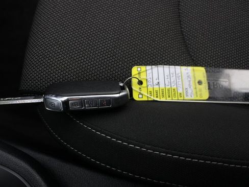 Used 2024 Kia Forte LXS w/ LXS Technology Package image 7