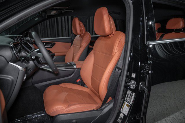 Certified 2026 Mercedes-Benz GLC 300 image 11