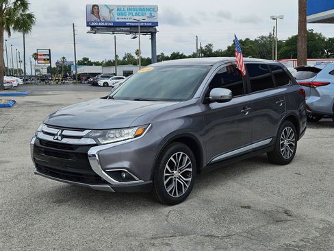Used 2018 Mitsubishi Outlander SE FWD image 4