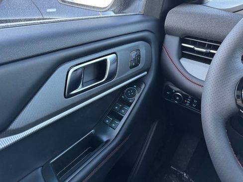 New 2026 Ford Explorer ST-Line w/ ST-Line Street Pack image 30