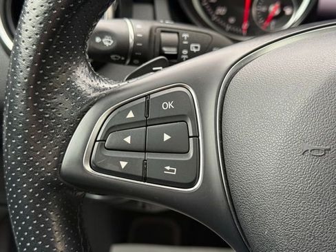 Used 2019 Mercedes-Benz GLA 250 4MATIC image 46