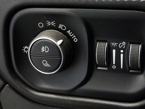 Certified 2022 RAM 1500 Limited image 29