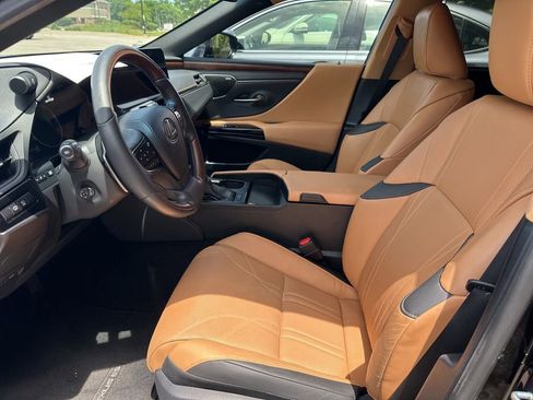 Used 2024 Lexus ES 350 Ultra Luxury w/ Accessory Package (Z2) FWD image 4