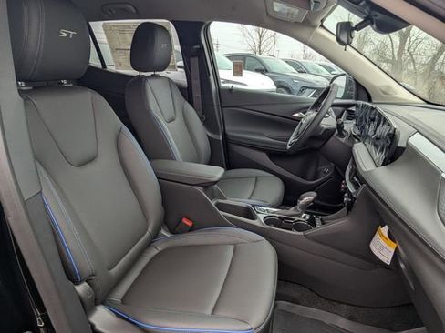 New 2026 Buick Encore GX Sport Touring w/ Comfort Package image 9