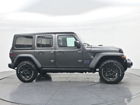 Used 2023 Jeep Wrangler Unlimited w/ Cold Weather Group AWD/4WD image 4