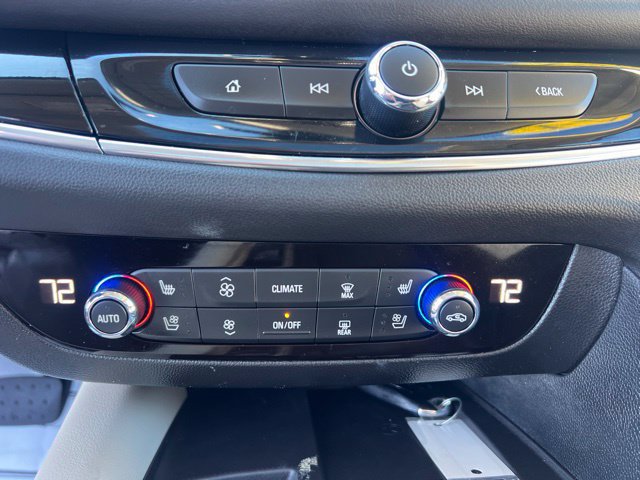 Used 2024 Buick Enclave Avenir w/ Avenir Technology Package AWD/4WD image 34