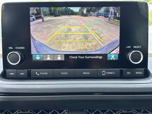 Used 2025 Honda Accord SE image 30