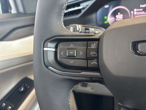 New 2026 Jeep Cherokee Limited image 29