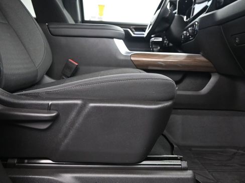 Used 2022 Chevrolet Silverado 1500 LT w/ Safety Package image 13