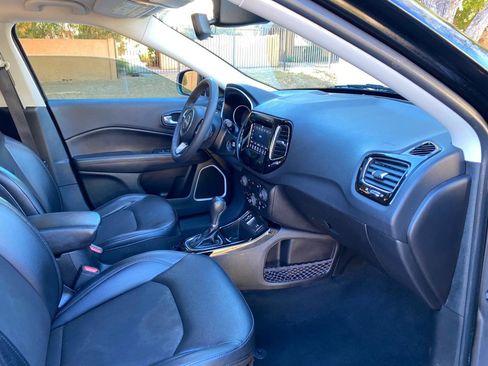 Used 2021 Jeep Compass Latitude image 48