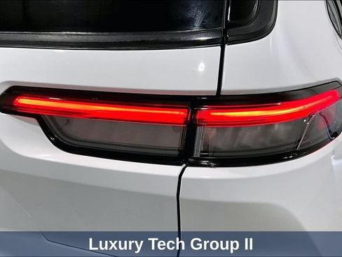 Used 2021 Jeep Grand Cherokee L Limited w/ Luxury Tech Group II AWD/4WD image 31