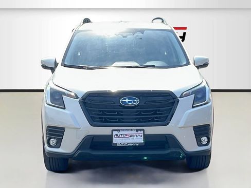 Used 2024 Subaru Forester Limited AWD/4WD image 2
