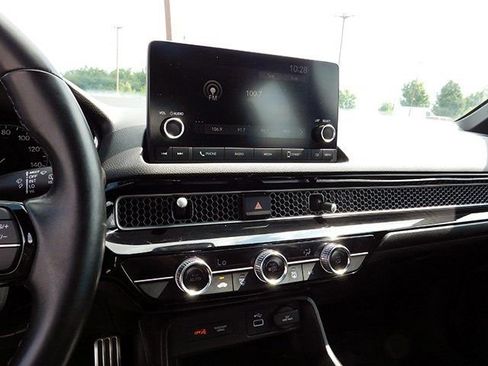 Used 2023 Honda Civic Sport image 15