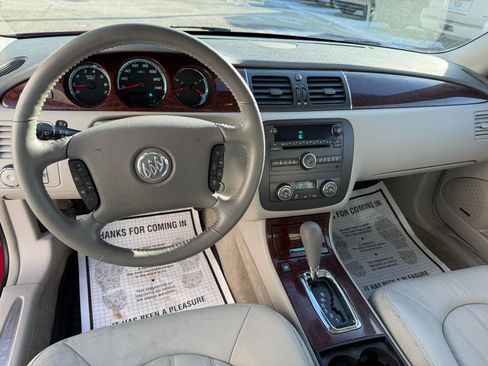 Used 2011 Buick Lucerne CXL image 11