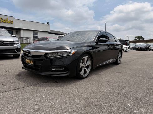 Used 2018 Honda Accord Touring image 56