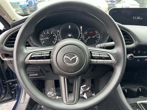 Certified 2022 MAZDA MAZDA3 s FWD image 21