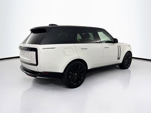 Certified 2025 Land Rover Range Rover SE AWD/4WD image 5