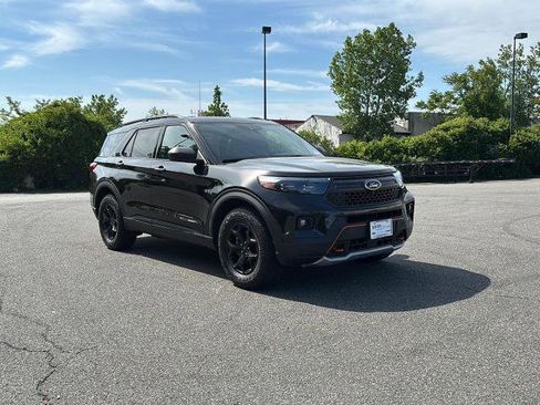Certified 2022 Ford Explorer Timberline image 3