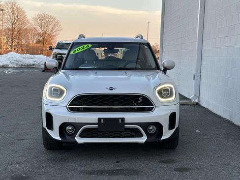 Used 2024 MINI Cooper Countryman S w/ Signature Upholstery Package image 8