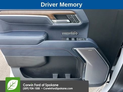 Used 2024 Chevrolet Silverado 1500 High Country w/ Z71 Off-Road Package image 23