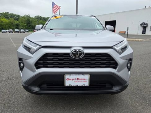 Used 2022 Toyota RAV4 XLE Premium AWD/4WD image 2