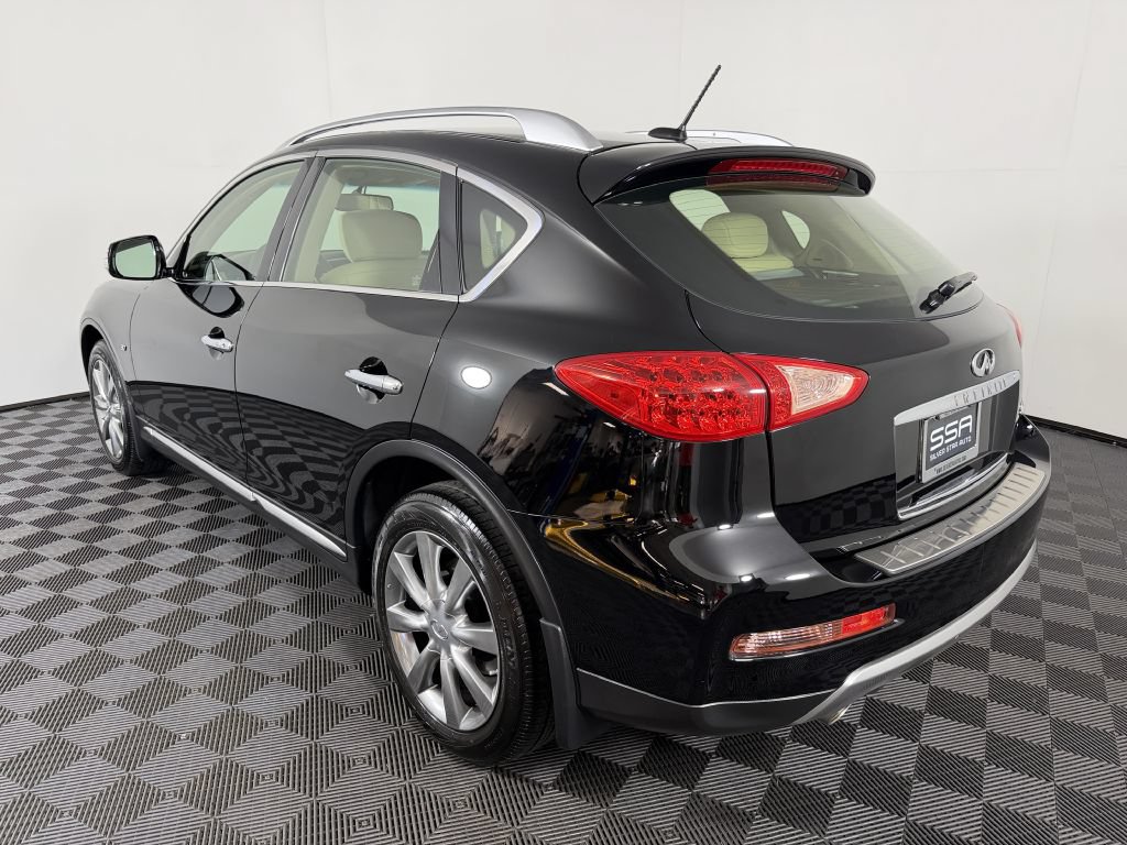 Used 2017 INFINITI QX50 AWD w/ Premium Package image 9