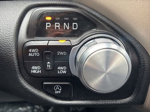 Used 2022 RAM 1500 Laramie AWD/4WD image 21